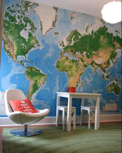 Decorar con mapas el dormitorio de los niños