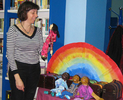Teatro de marionetas interactivo en Librería Leolo de Valencia