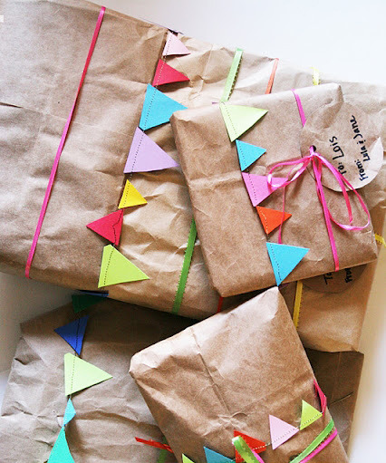 Con guirnaldas preciosas: vía: homemadeginger.com