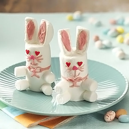 Conejitos de Pascua con nubes