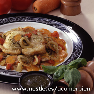 Pollo con salsa de verduras (Espárragos)