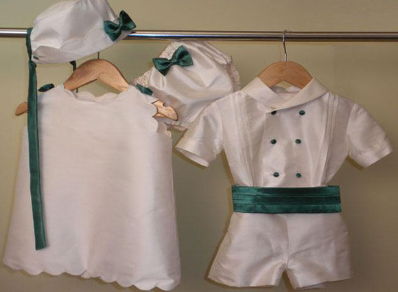 Celia Castro, trajes de arras y bautizo para niños.