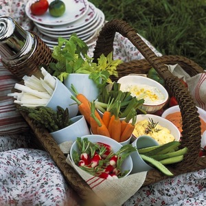 Aperitivo Colorido, Rico y Facil: Crudités con Dips Variados