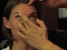 Truco de maquillaje para tapar las ojeras