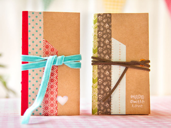 Libreta artesanal decorada con washi tape