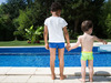 Precauciones para disfrutar de la piscina con niños